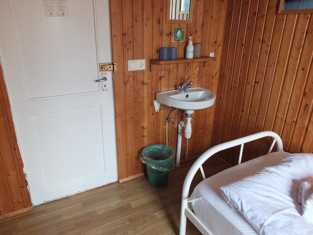 Guesthouse Nedra-Vatnshorn room 4